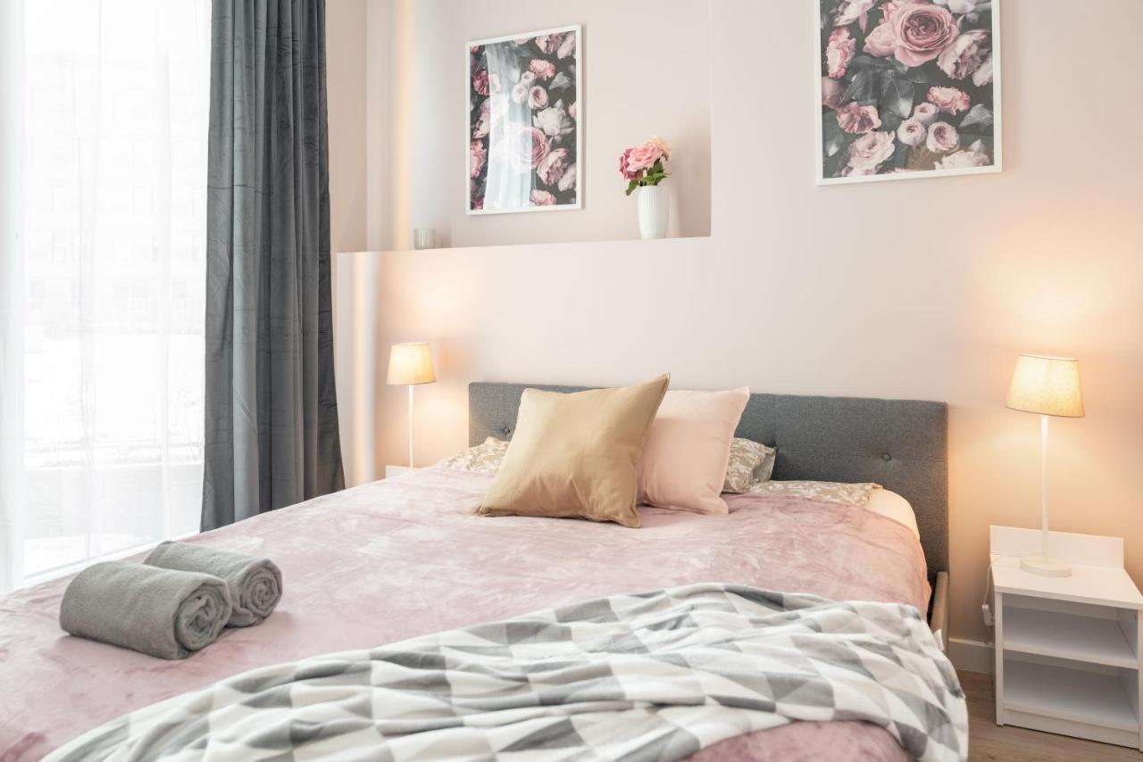 Superapart Aignera Apt 4, Family Friendly Oasis Warszawa Eksteriør billede